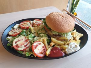 Ordentliche Portion at Veganel in Nuremberg