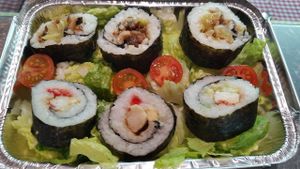 Sushi vegano at Pasteleria Marian in Guadalajara
