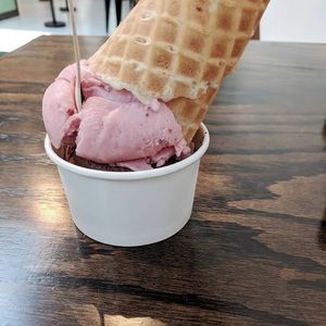 Strawberry and Chocolate at Charm School in Richmond