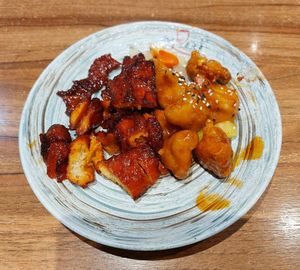 Signature sweet and sour pork with honey roasted barbecued pork 招牌蜜絲骨 拼 蜜醬叉燒 at Oriental Vegetarian 東方素 in Hong Kong Island