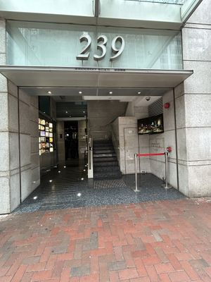 This is the building.   There’s another veggie spot right next door   at Oriental Vegetarian 東方素 in Hong Kong Island