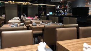 Comfortable and cosy.  at Oriental Vegetarian 東方素 in Hong Kong Island