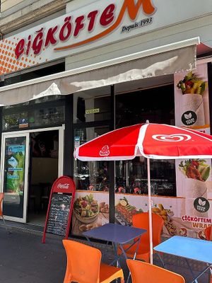 Bienvenu ! at Cigköftem in Lyon