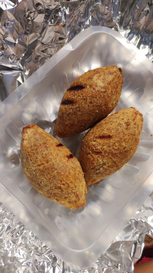  at Cigköftem in Lyon