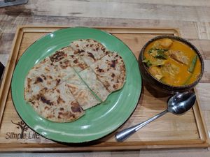 Roti Canai with vegetable curry at Simple Life - Pavilion Elite in Kuala Lumpur