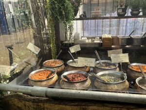 Choose a number of toppings (mushroom stroganoff, mushroom stew, chickpea curry, etc) at Vantra Eden in West London