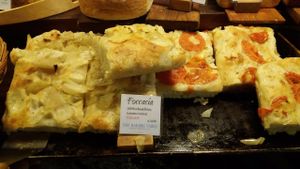 Fresh baked breads at The Bakers Table - 더베이커스테이블 in Seoul