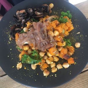 autumn breakfast at Komuniti in Long Jetty