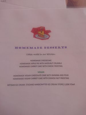 Vegan cakes at Aqui y Ahora  in Lanzarote