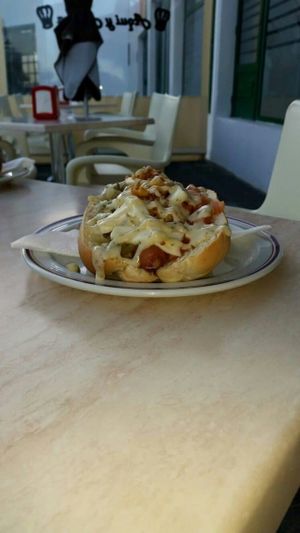HotDogs Veganos con queso vegano at Aqui y Ahora  in Lanzarote