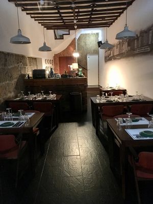 Inside  at Raiz in Porto