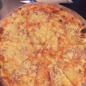vegan pizza hawaii at Roma Ristorante Pizzeria in Leipzig