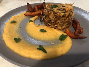 Jackfruit ragout with Royal champignons at Vege Joy in Varna