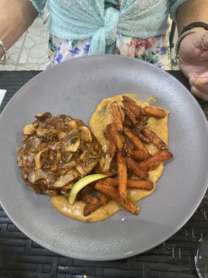 Jackfruit ragout was amazing  at Vege Joy in Varna