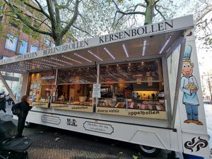  at Verwijk's Oliebollen in Utrecht