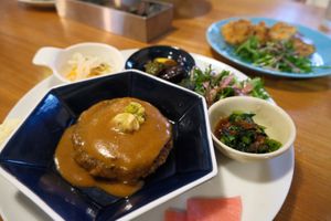 vegan hamburg set at Karakoma in Morioka