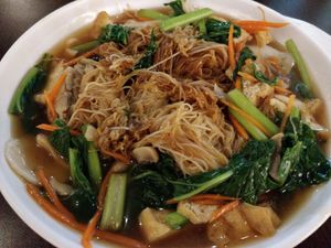 Bee hoon with gravy at D'life 蔬食 - Beauty World in West Singapore