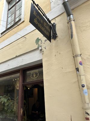 The sign in old town  at Karu Talu Šokolaad  in Tallinn