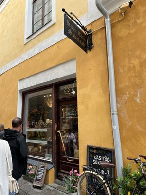   at Karu Talu Šokolaad  in Tallinn