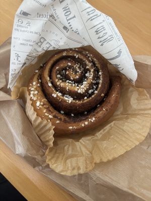 Cinnamon roll  at Karu Talu Šokolaad  in Tallinn