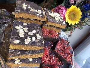 Snikkers and chocolate with goji berries at Karu Talu Šokolaad  in Tallinn