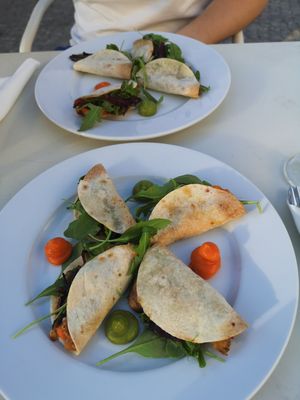 Vegan tacos at Graça 77 in Lisbon