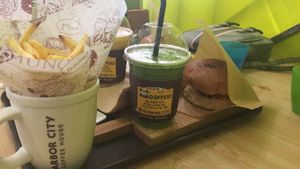 Burger set at Moomoo Burger & Smoothie in Busan