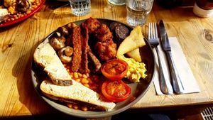 Amazing big vegan breakfast at Olive's in Norwich