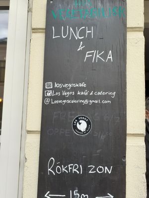 Social media details at Los Vegos in Uppsala