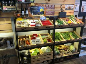 Choose your vegetables at Vegluu in Taipei