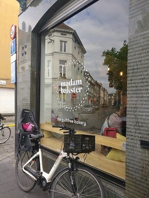 shop front at Madam Bakster in Ghent