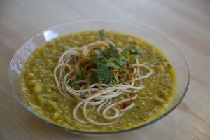 soupe iranienne aux pois chiche at Le Myrha in Paris