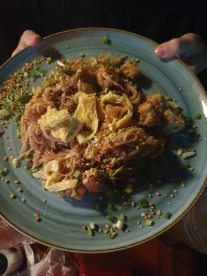 Pad Thai, with egg and tofu at Lazy Cat in Minca