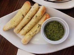 Garlic dough sticks at Casa Romana Italian Restaurant in Carlisle