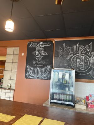 Store hours  at Natural Oasis Market in Rochester