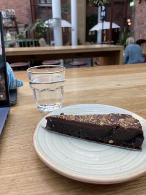 Tryffel-chocolate raw tarte   at Kulturbageriet in Umea