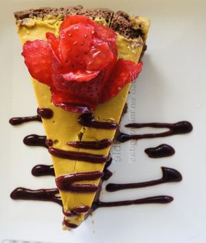 Pastel de cacao y mango raw  at Taqueria Entre Zankas in Zihuatanejo