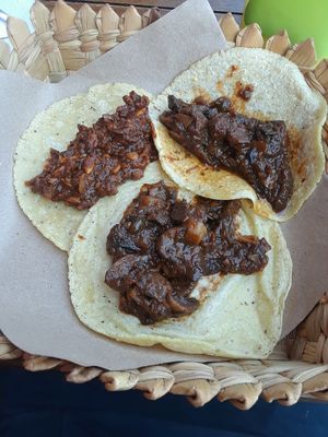 The tacos before the added extras at Taqueria Entre Zankas in Zihuatanejo