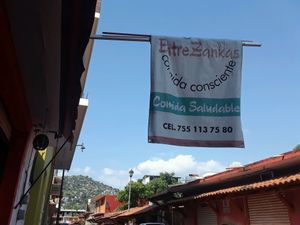 The sign at Taqueria Entre Zankas in Zihuatanejo