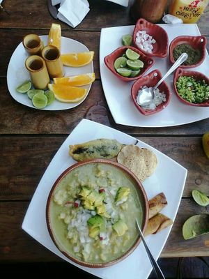 Pozole de Setas con su Clásica Guarnición Vegano EntreZankas at Taqueria Entre Zankas in Zihuatanejo