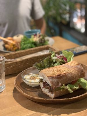 Sandwich dinner set  at Yidaki Cafe in Kobe