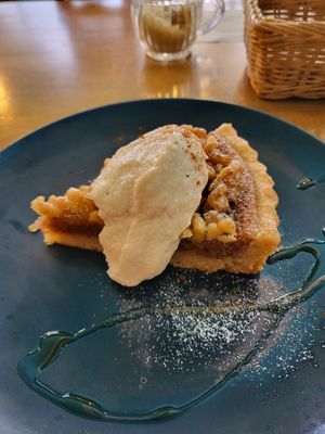  at Yidaki Cafe in Kobe