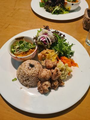 ランチセット ( lunch set) at Yidaki Cafe in Kobe