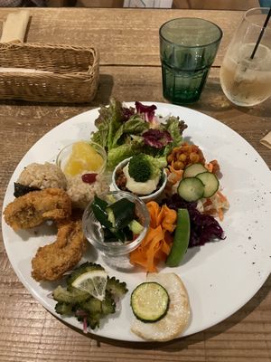 Dinner set  at Yidaki Cafe in Kobe