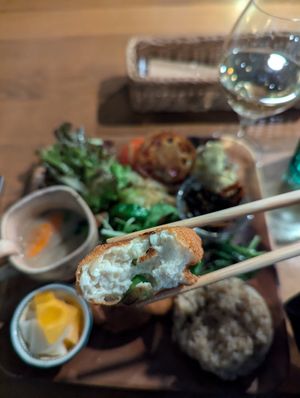  at Yidaki Cafe in Kobe