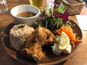 Dinner plate at Yidaki Cafe in Kobe