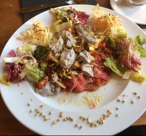 raw pizza  at Lück's in Berlin