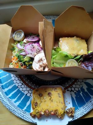 Lasagna + Asian Bowl + Cake (all vegan) at Vero L'Autre Cantine in Paris