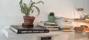 Books at Vero L'Autre Cantine in Paris