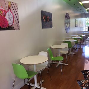 interior at Rahvia Acai Bowls in Clearwater